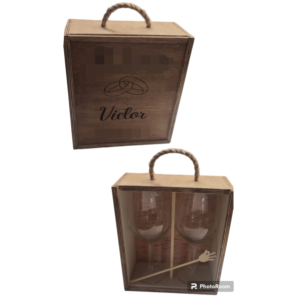 Cajas para bebidas con copas grabadas y caja pirograbada